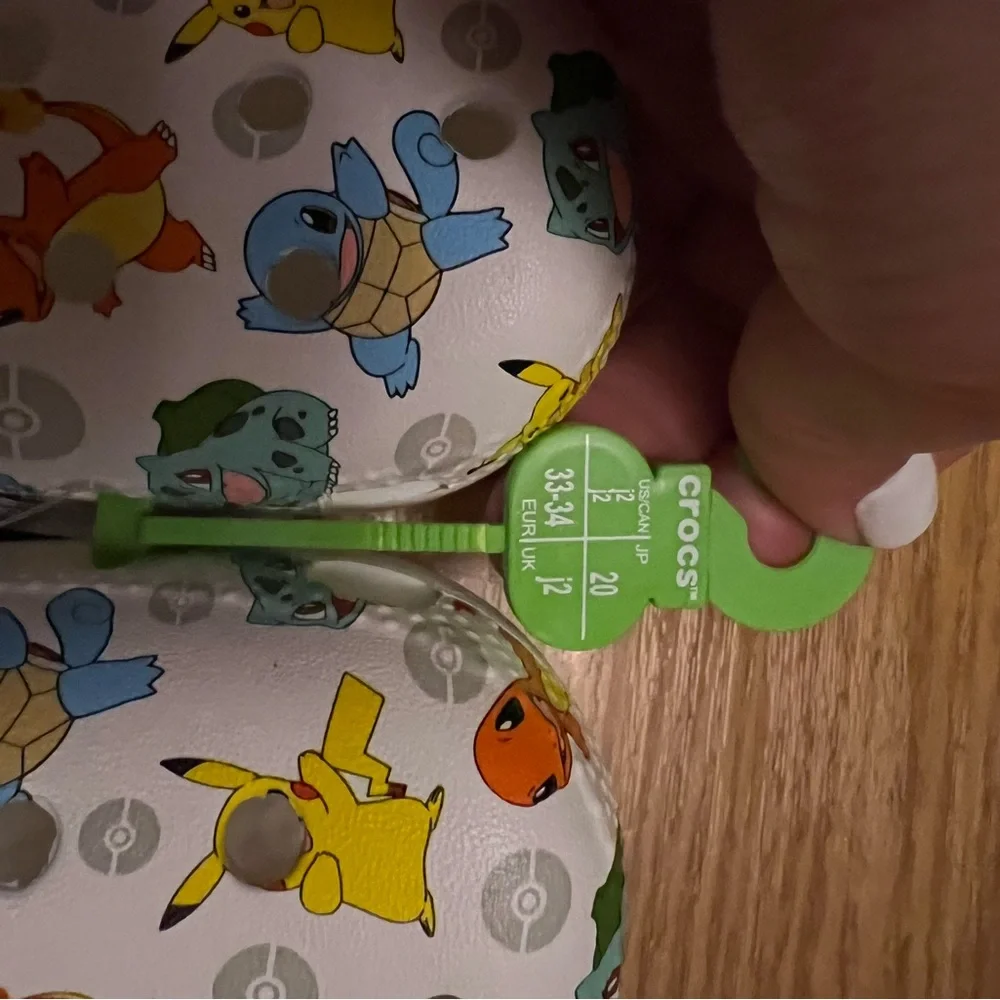 New with tags CROCS X POKÉMON clogs - Picture 6 of 7
